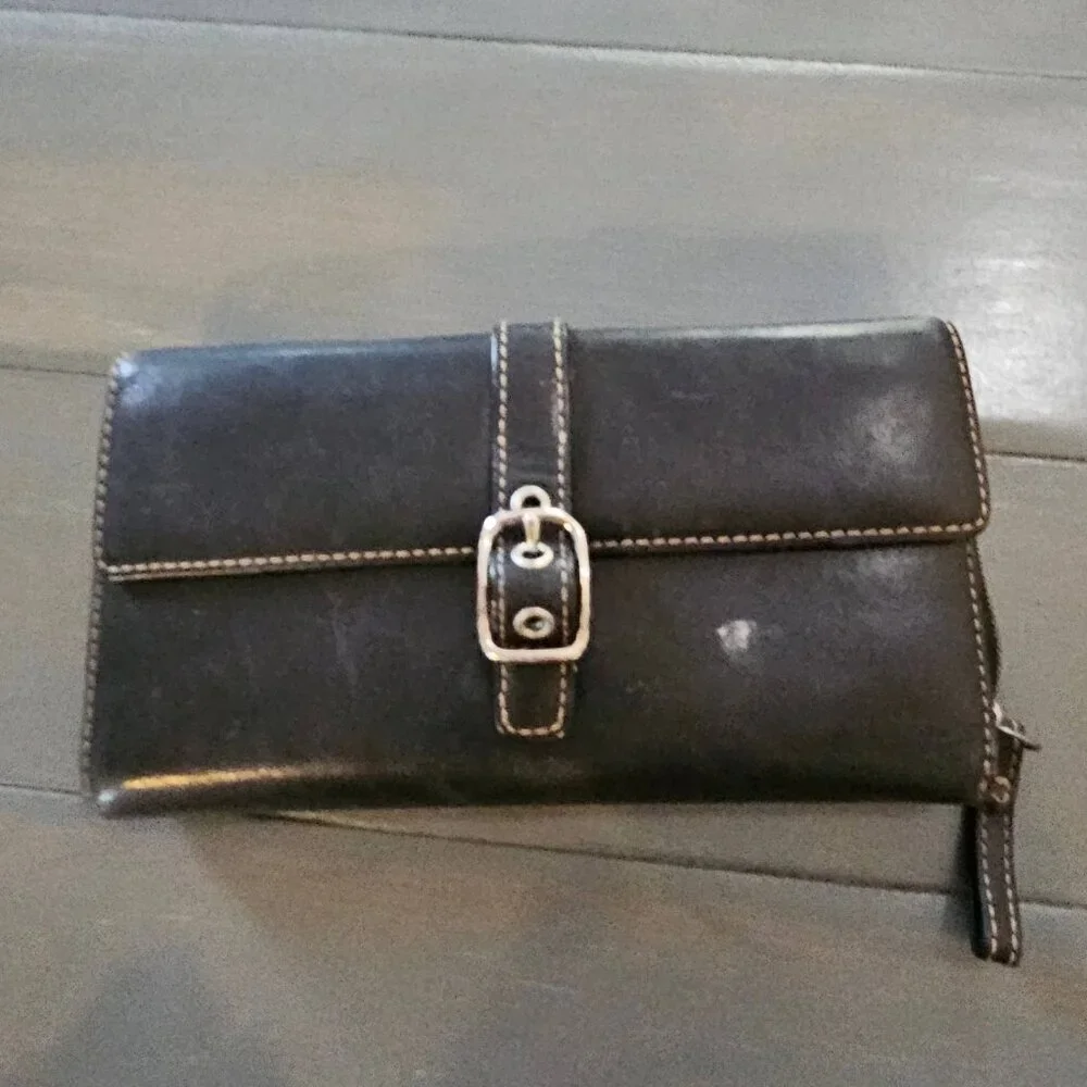 Coach Black Leather Buckle  Bi-Fold Check Book Wallet
